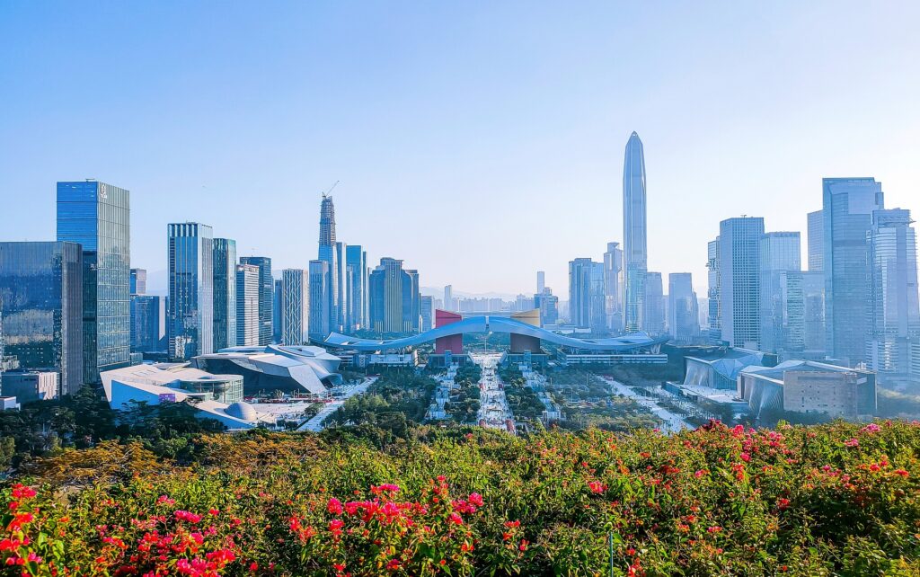 Studying in Shenzhen could not be any better. The picture shows the city of Shenzhen demonstrating the serenity necessary for effective learning.